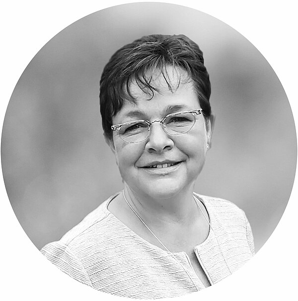 Ursel Reusch | Bestattungshelferin Ursel Reusch